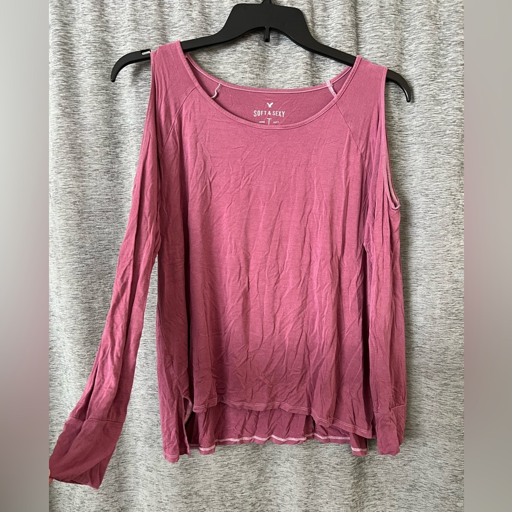 A&E Soft and Sexy cold shoulder long sleeve